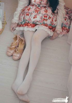 午夜丰满极品美女A片_BD英语高清完整版播放